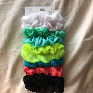 SCRUNCHIES! 🌈